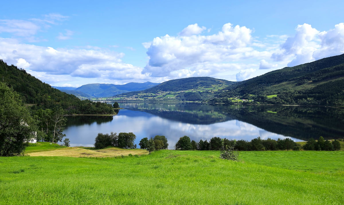 Vangsvatnet Lake, Norway Vangsvatnet Lake, Norway