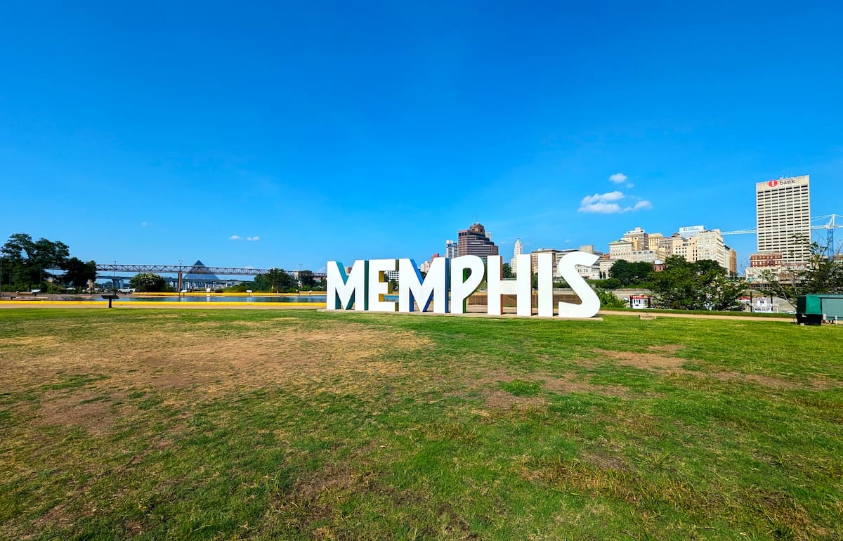 MEMPHIS Sign